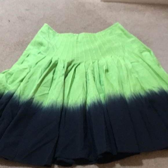 🌸NEW🌸 Moschino Cheap and Chic Vintage Pleated Skirt - Picture 7 of 14